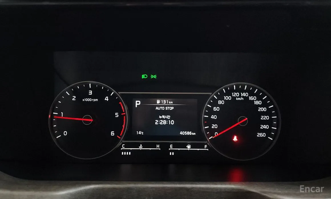 Photo 8 - Kia Sorento