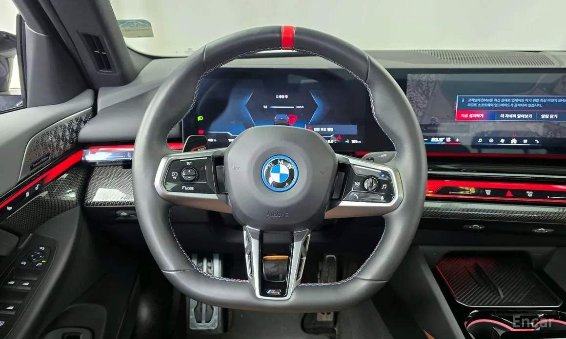 Фото 13 - BMW i5