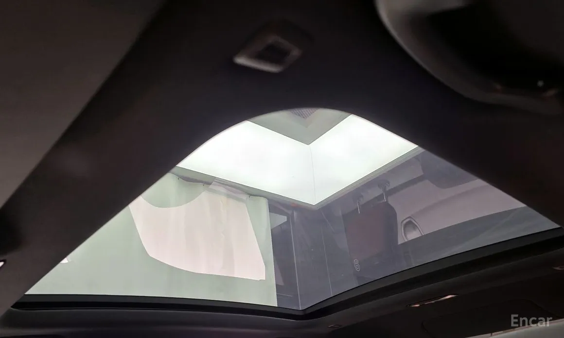 Фото 19 - BMW i5