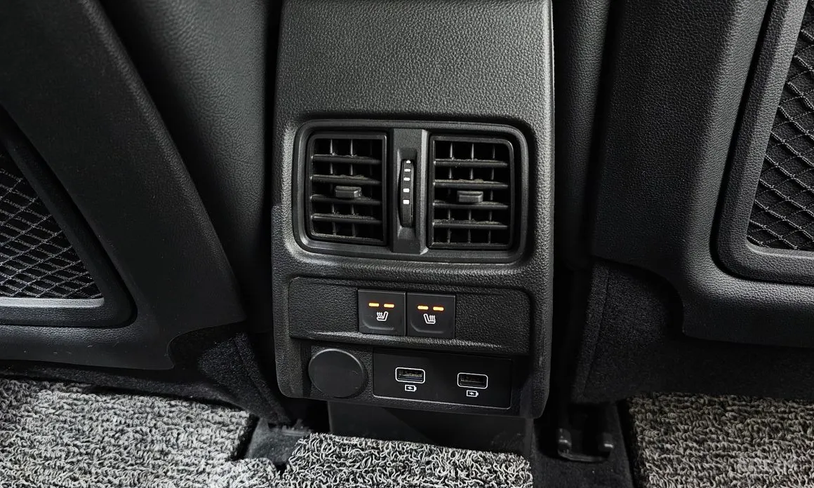 Фото 19 - Renault XM3