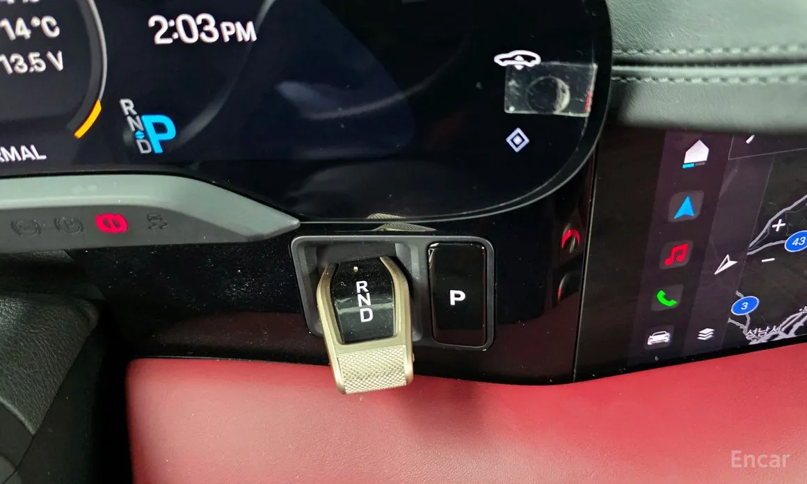 Фото 9 - Porsche Taycan