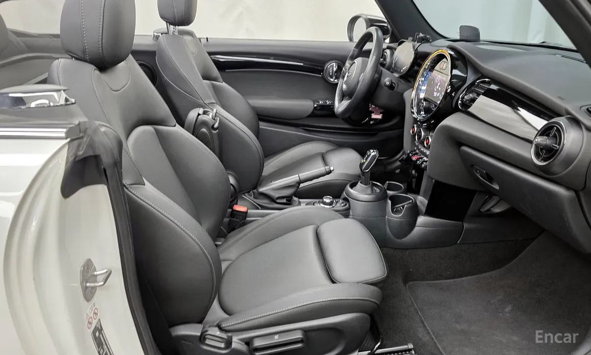 Фото 11 - Mini Cooper Convertible