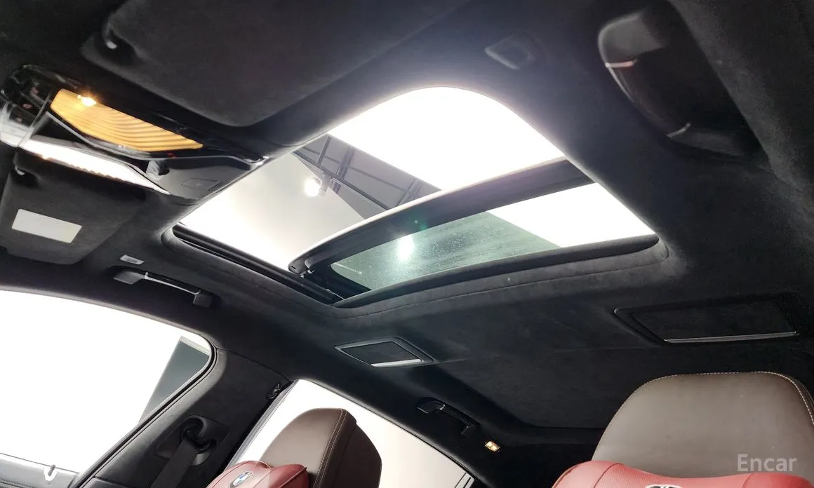 Фото 19 - BMW 7 Series