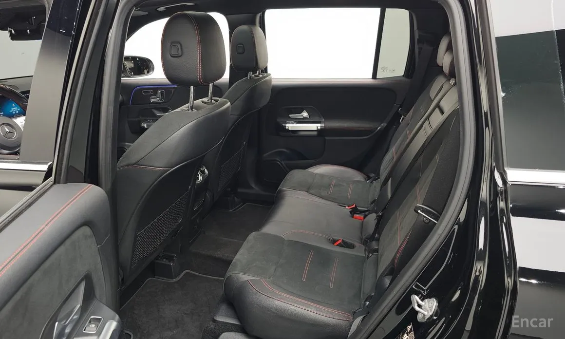 Фото 12 - Mercedes-Benz GLB-Class