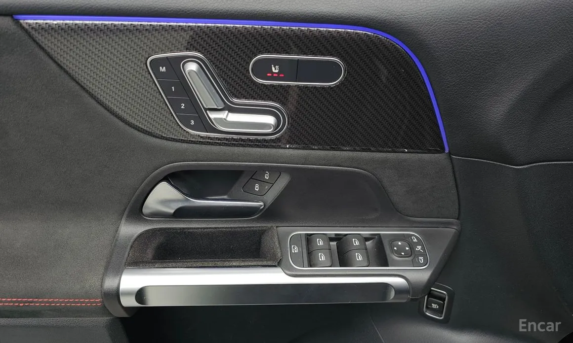 Фото 19 - Mercedes-Benz GLB-Class