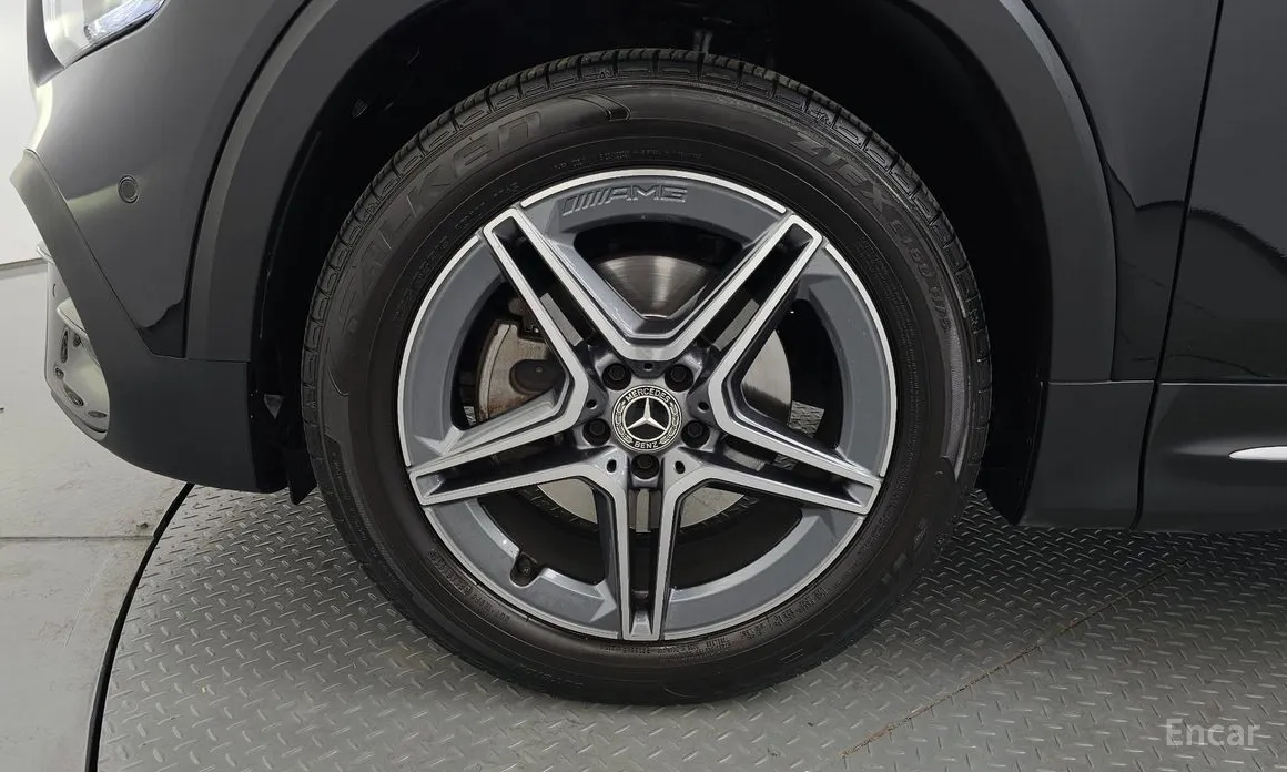 Фото 5 - Mercedes-Benz GLB-Class