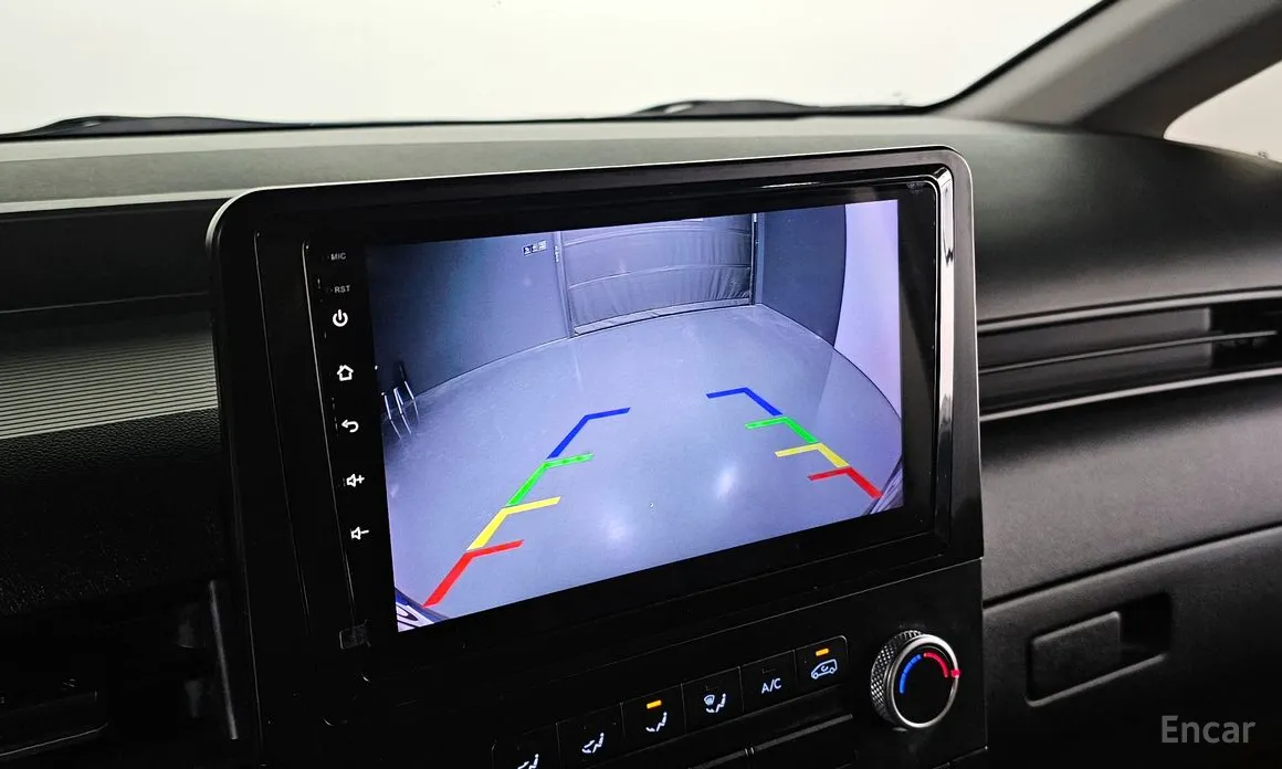 Фото 16 - Hyundai Staria