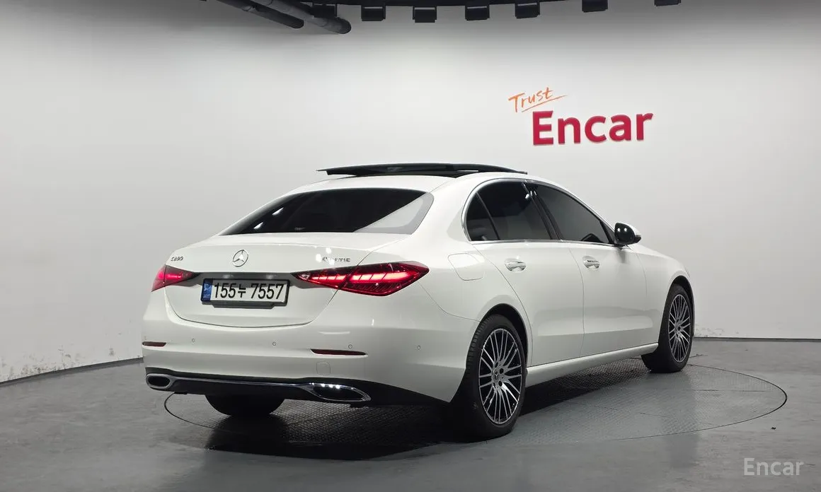 Фото 2 - Mercedes-Benz C-Class