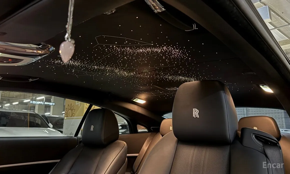 Фото 12 - Rolls-Royce Wraith