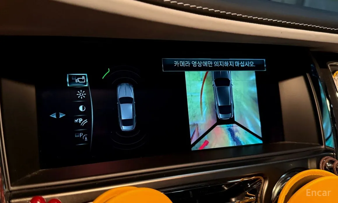 Фото 15 - Rolls-Royce Wraith