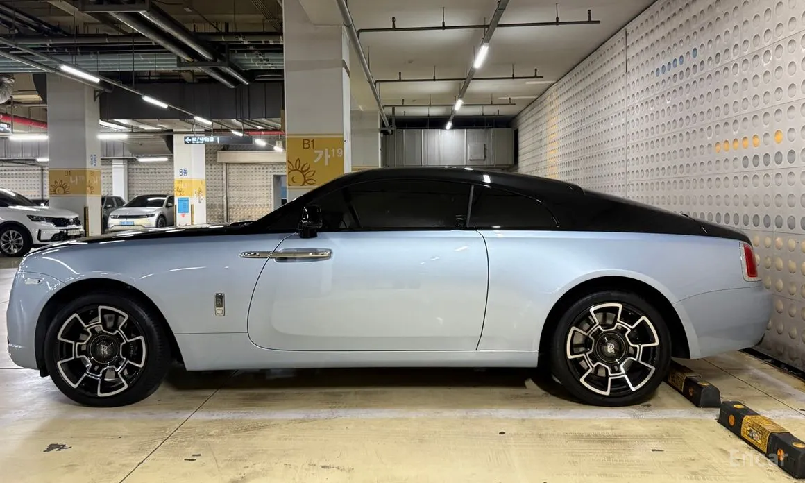 Фото 4 - Rolls-Royce Wraith