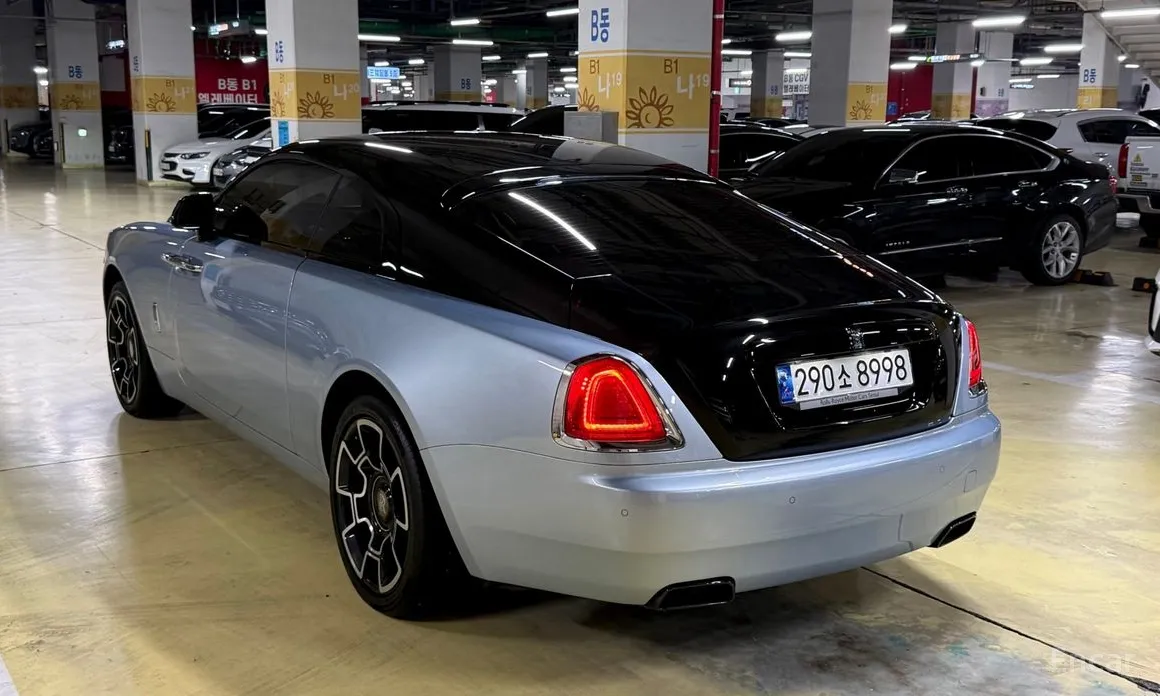 Фото 5 - Rolls-Royce Wraith