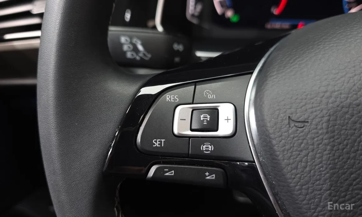 Photo 14 - Volkswagen Jetta