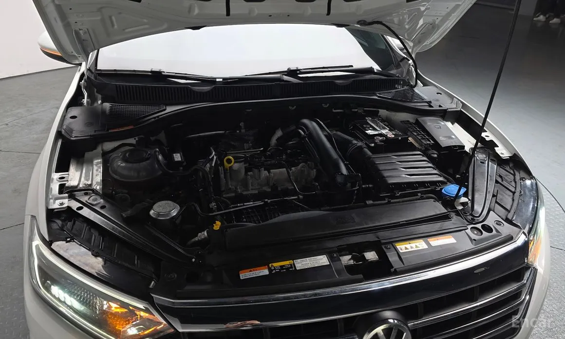 Photo 6 - Volkswagen Jetta