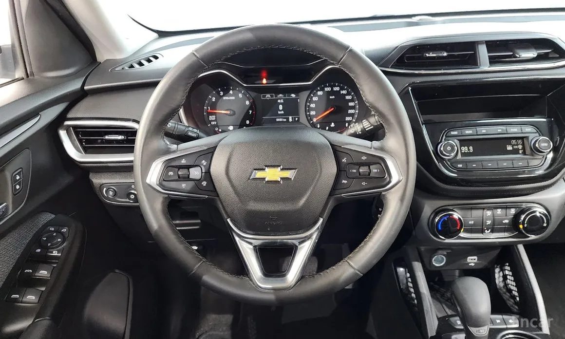 Фото 13 - Chevrolet Trailblazer