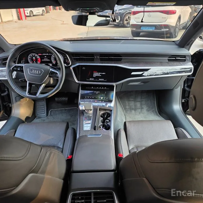 Фото 12 - Audi A7