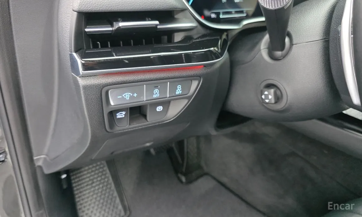 Фото 14 - Genesis G80