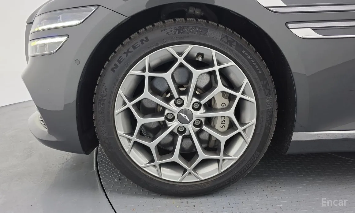 Фото 5 - Genesis G80