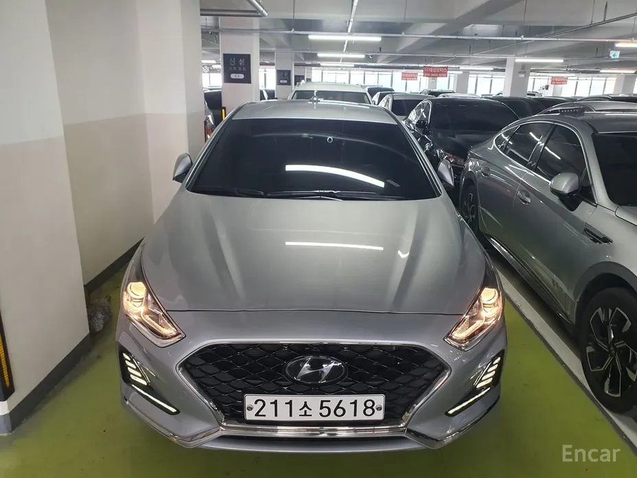 Фото 1 - Hyundai Sonata