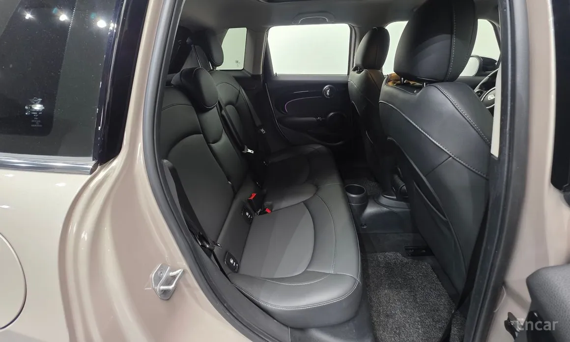 Фото 19 - Mini Cooper