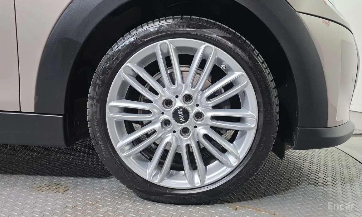 Фото 5 - Mini Cooper