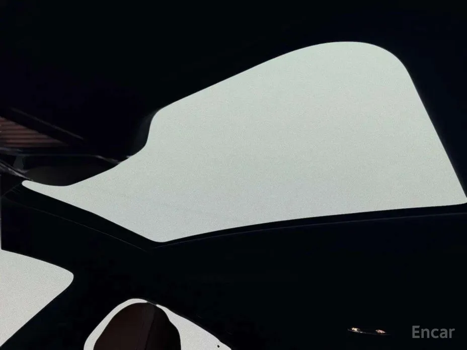 Фото 19 - BMW 8 Series