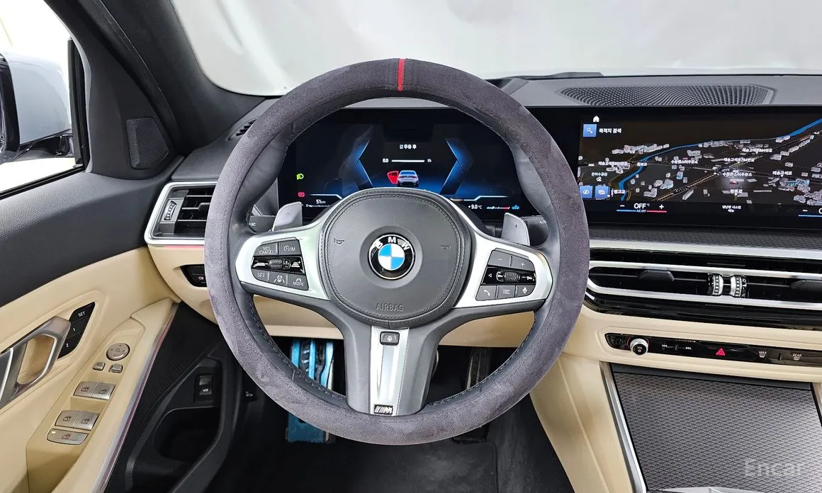 Photo 13 - BMW 3 Series