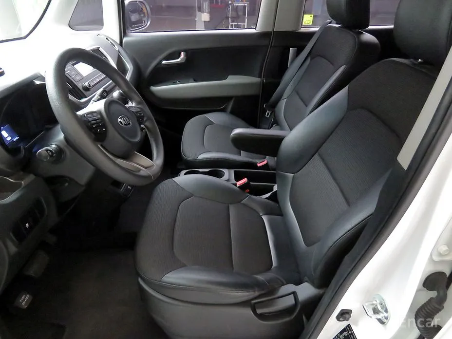 Фото 7 - Kia Ray