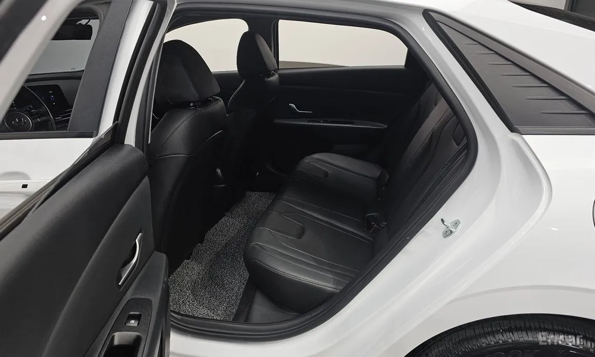 Фото 11 - Hyundai Avante