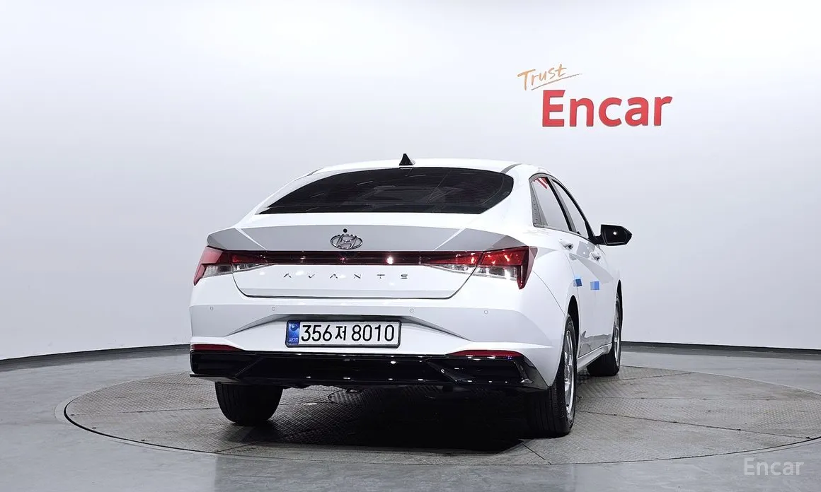 Фото 4 - Hyundai Avante