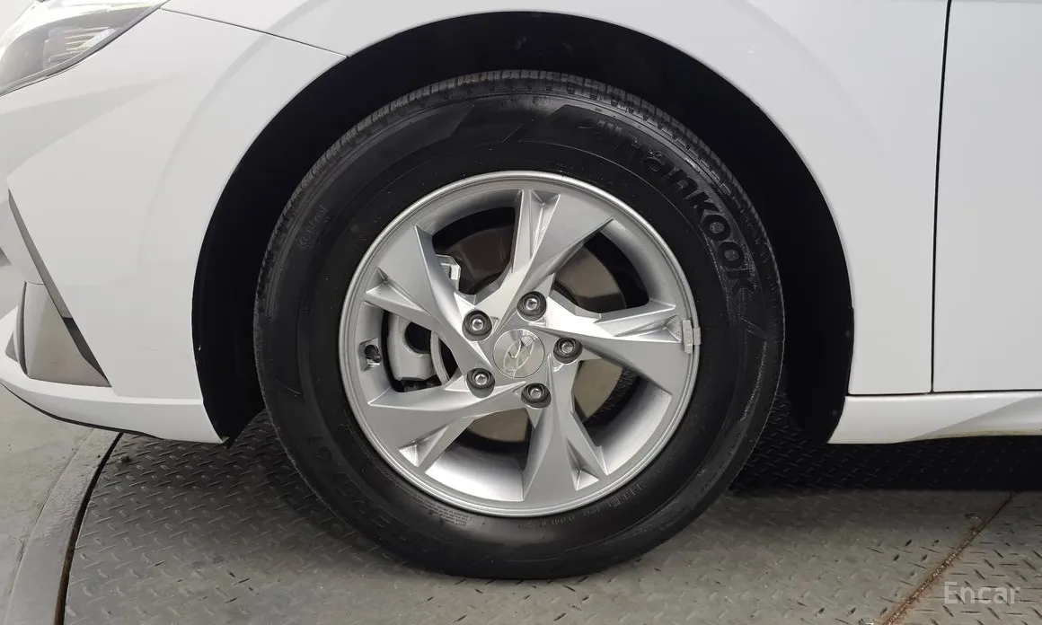 Фото 5 - Hyundai Avante