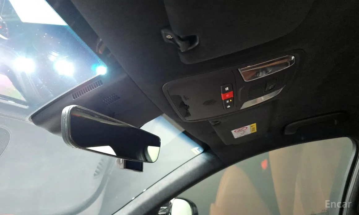 Фото 19 - Kia Stinger