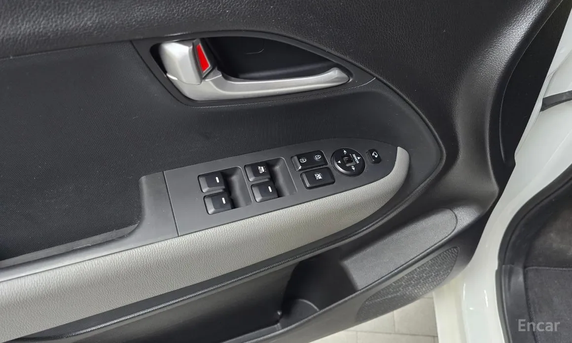 Фото 14 - Kia Ray