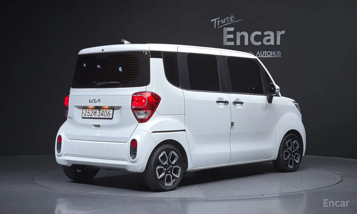 Фото 2 - Kia Ray