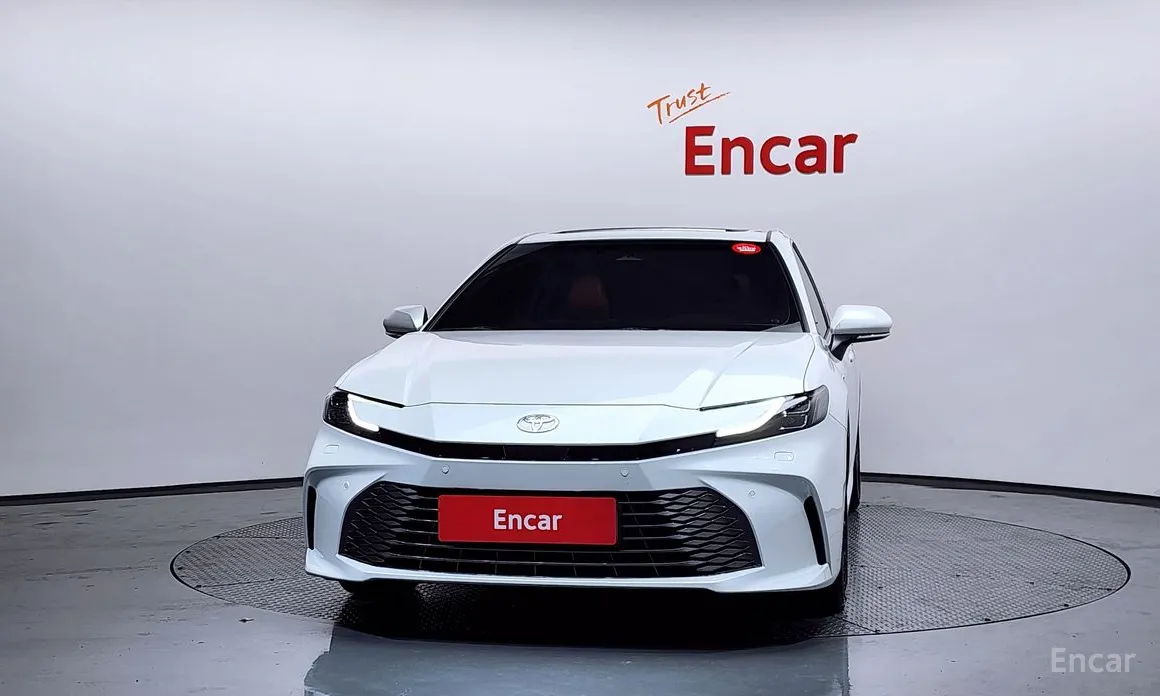 Фото 3 - Toyota Camry