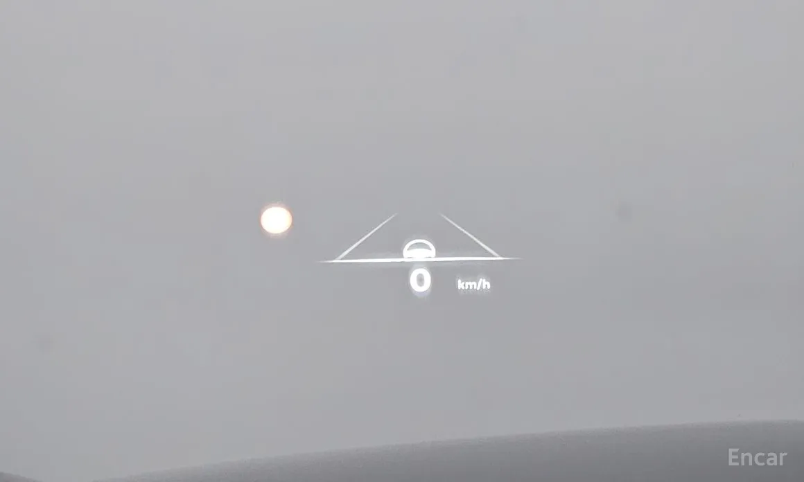 Фото 13 - Genesis GV70