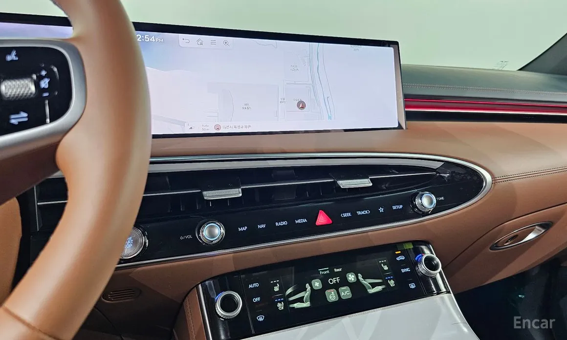 Фото 17 - Genesis GV70