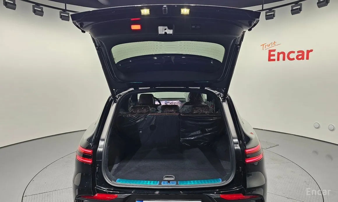 Фото 20 - Genesis GV70