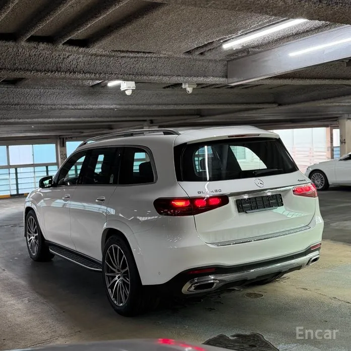 Фото 10 - Mercedes-Benz GLS-Class