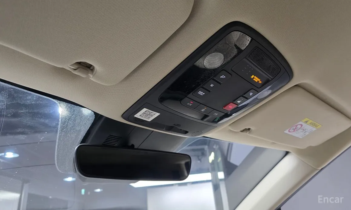 Фото 17 - Kia Carnival