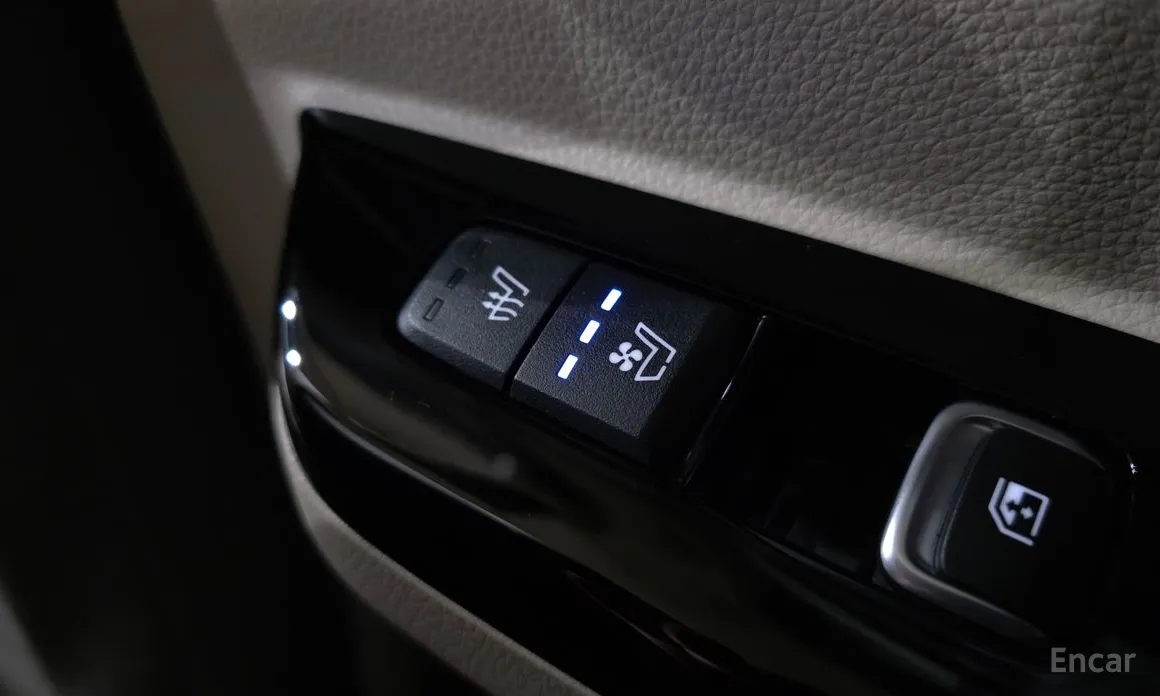 Фото 19 - Kia Carnival