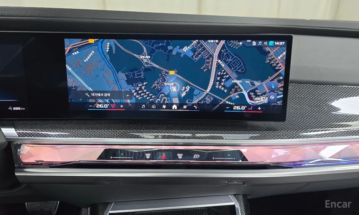 Фото 14 - BMW i7