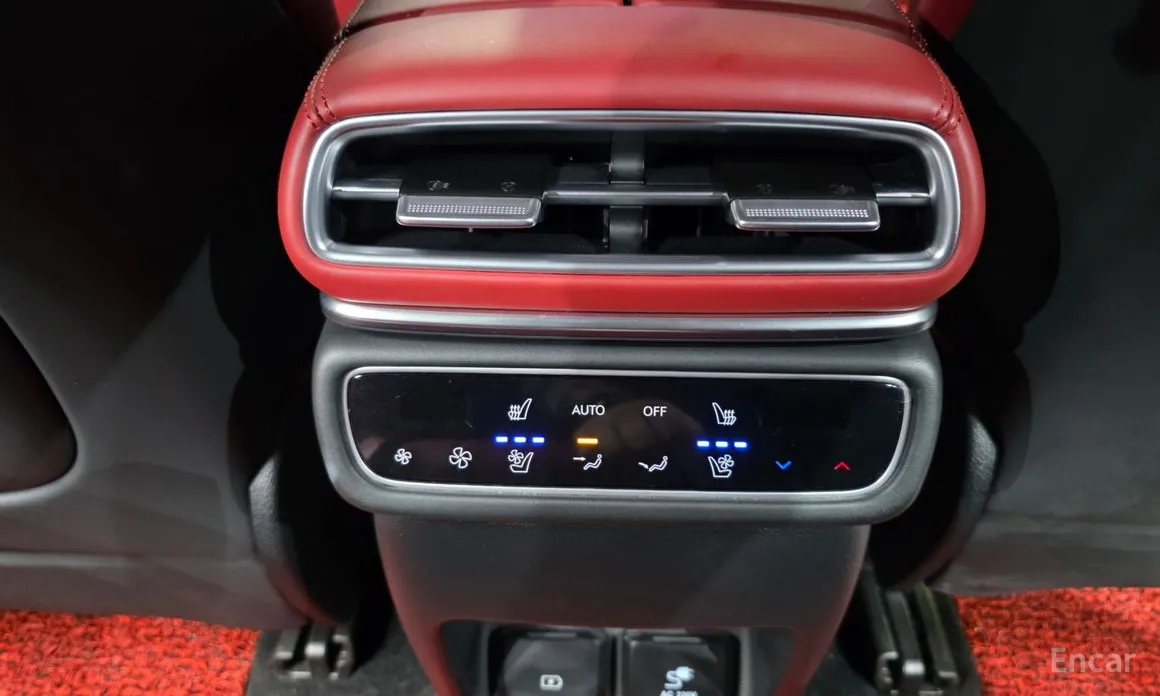 Фото 19 - Genesis GV80