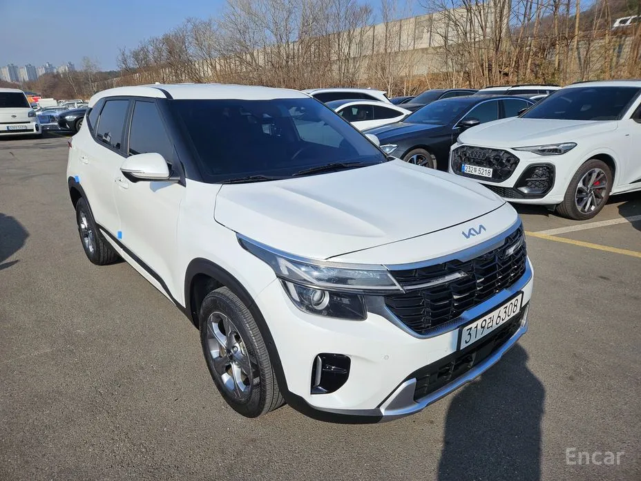 Фото 1 - Kia Seltos