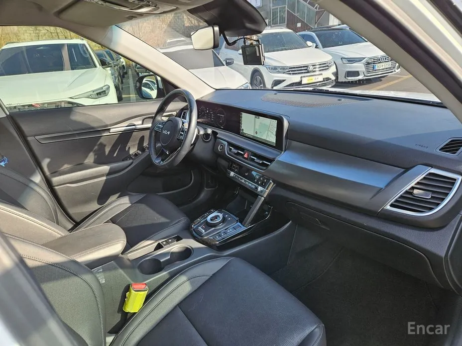 Фото 14 - Kia Seltos