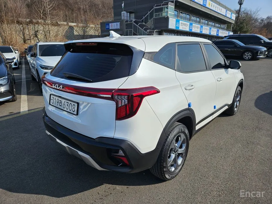 Фото 7 - Kia Seltos