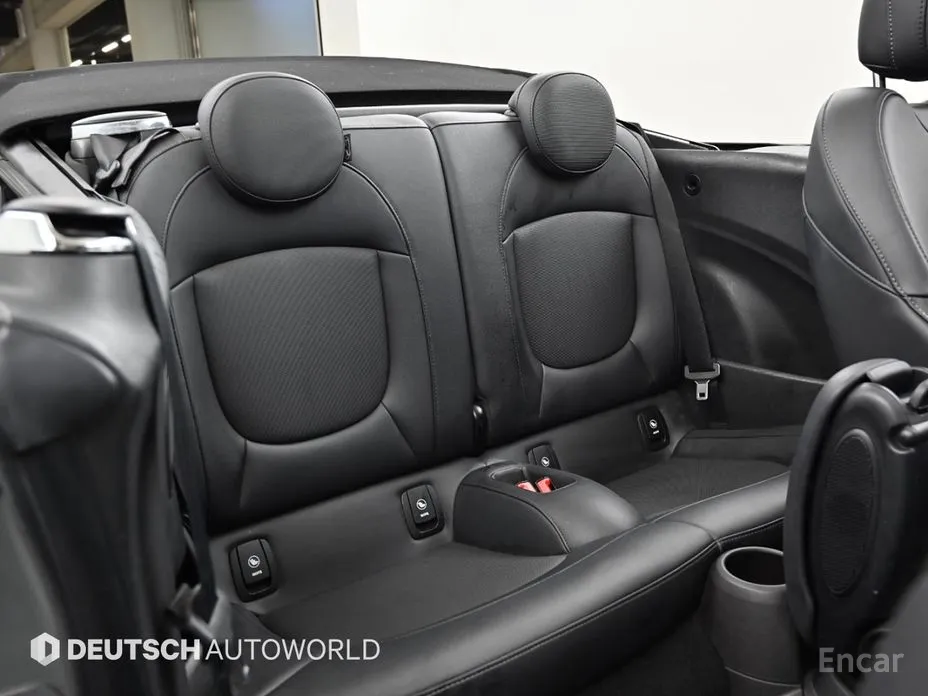 Фото 12 - Mini Cooper Convertible