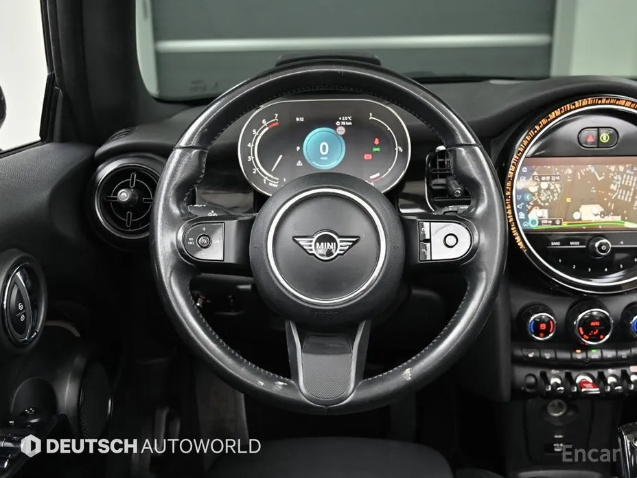 Фото 13 - Mini Cooper Convertible