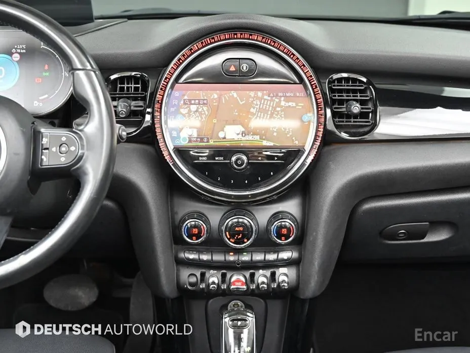 Фото 14 - Mini Cooper Convertible