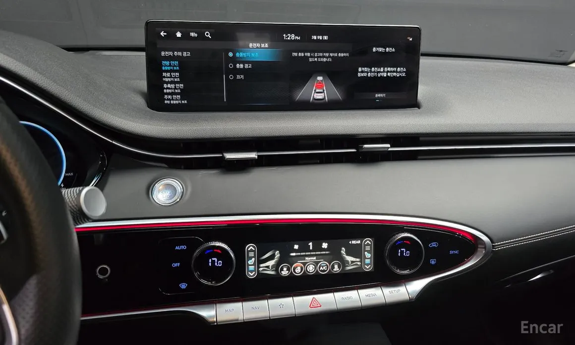 Фото 15 - Genesis GV70